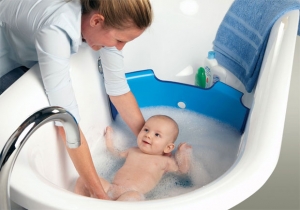 Baby Dam: Simplifying Baby Bath Time with Innovative Efficiency